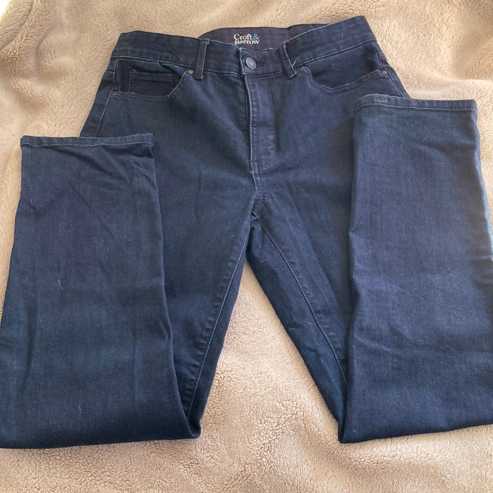 3/$15 Croft & Barrow Size 8 Dark Blue Jeans